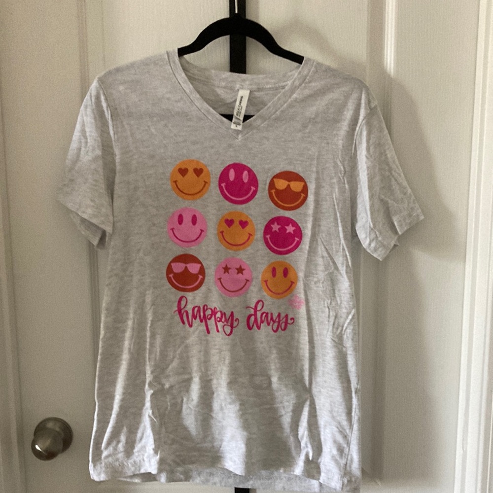 Graphic Logo Short Sleeve V-Neck Tee Shirt